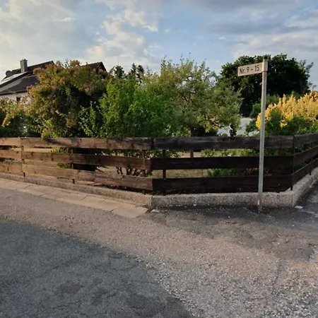Apartmán Gemuetliche Gaeste-/messewohnung 350 M. Zur S-bahn Röthenbach an der Pegnitz